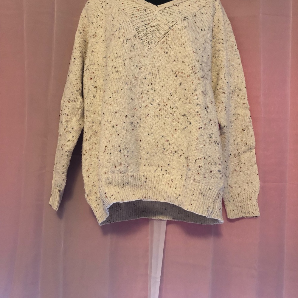 Sweater - Picture 2 of 3